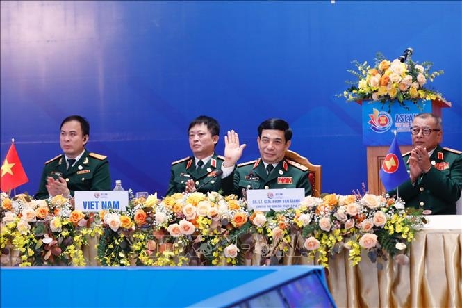 Vietnam raises South China Sea issue at ASEAN defence meeting